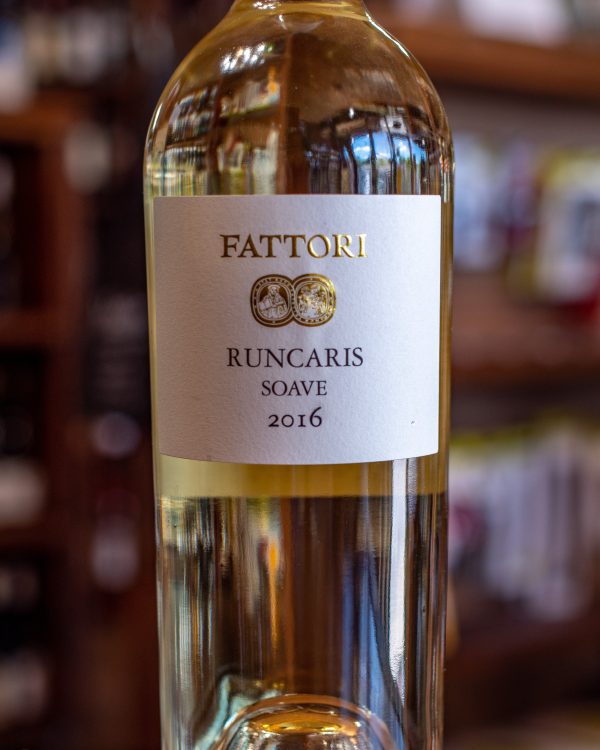 Soave, Fattori Runcaris Hot on Sale