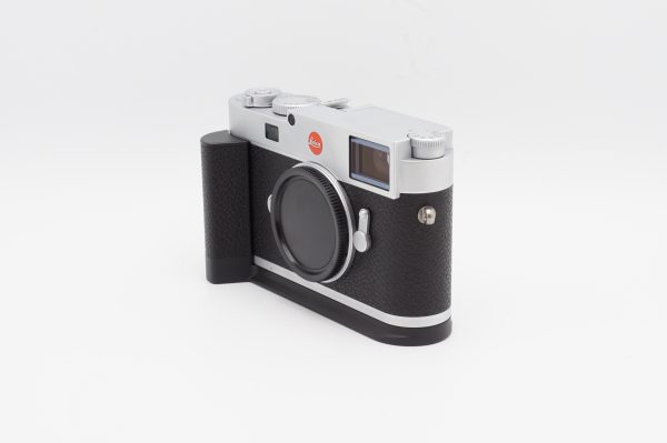 USED Leica M-11 Body w  Handgrip (#5672327CM) For Discount